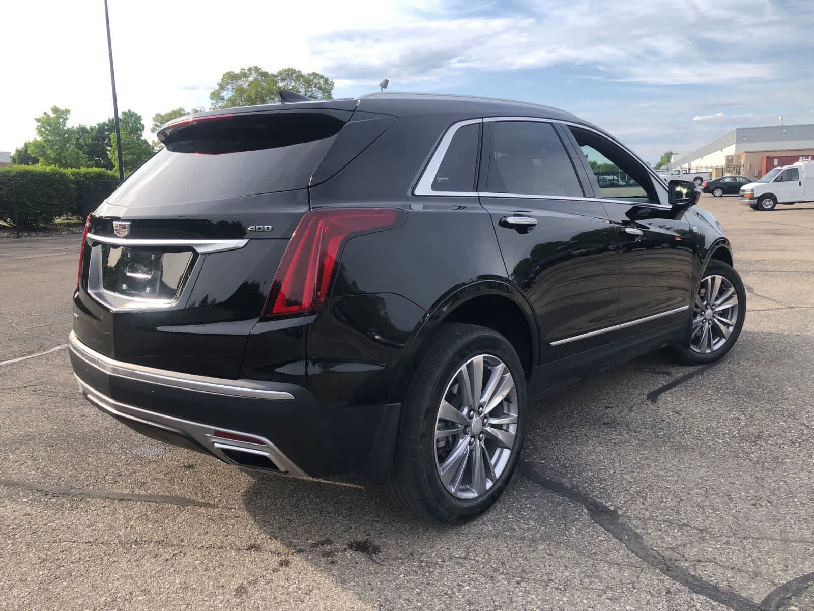 Used 2024 Cadillac XT5 Premium Luxury w/ LPO, Floor Liner Package AWD/4WD image 3