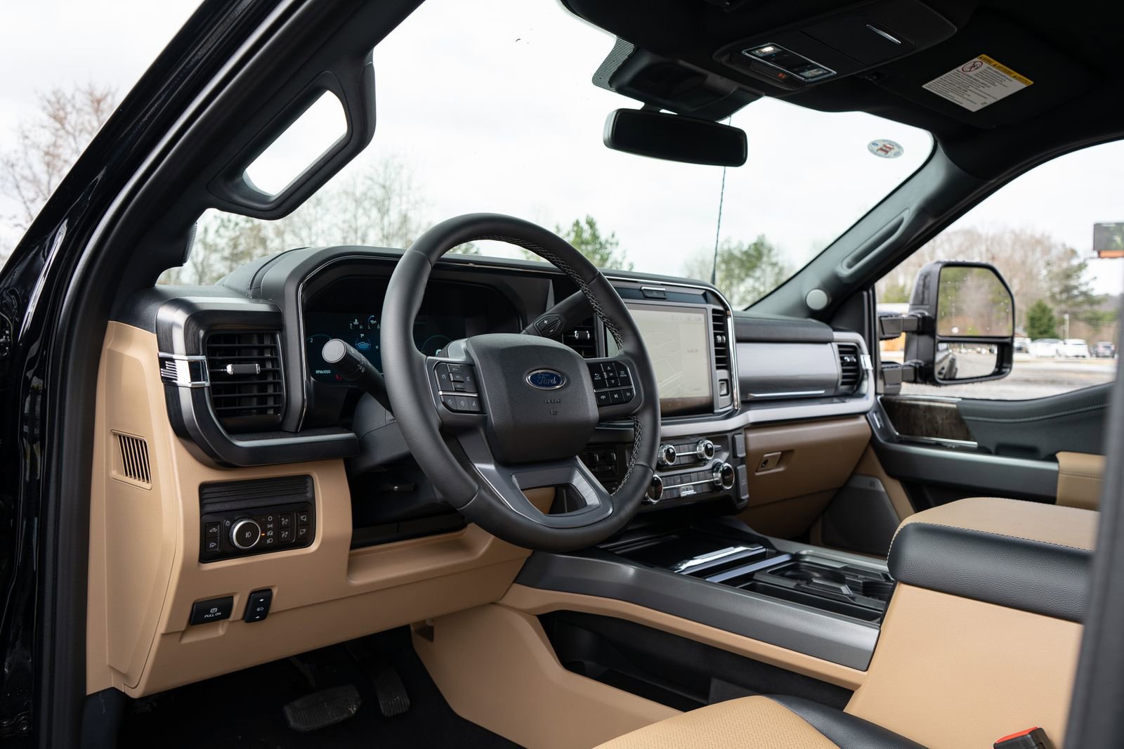 Used 2026 Ford F450 Lariat image 25