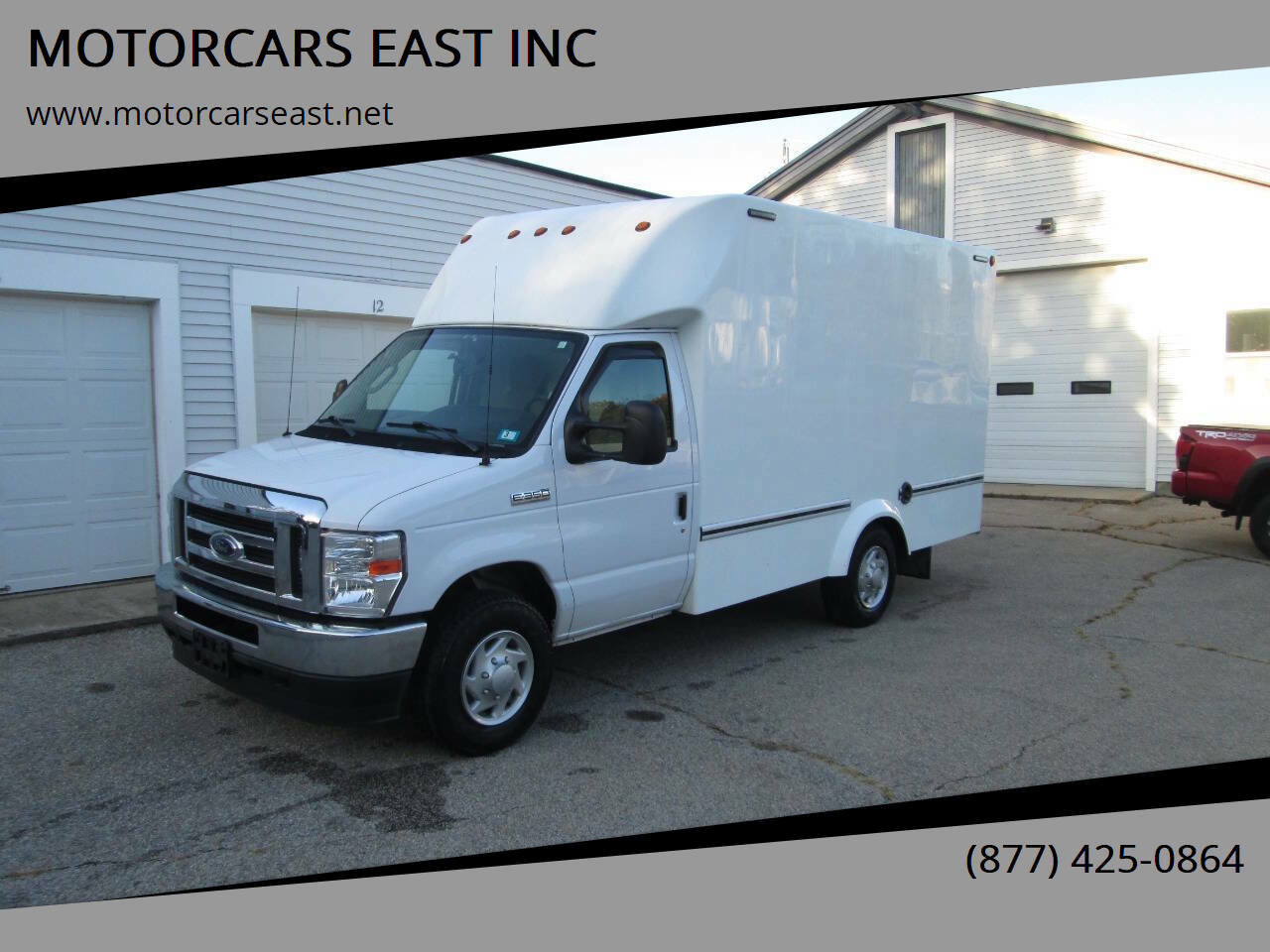 Used 2021 Ford E-350 and Econoline 350 Super Duty w/ Power Windows & Locks Group image 1