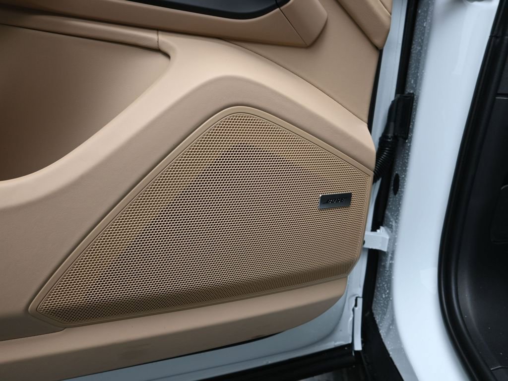 New 2026 Porsche Cayenne image 13