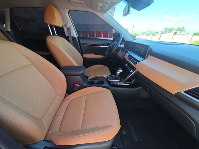 Used 2024 Kia Seltos EX FWD image 27