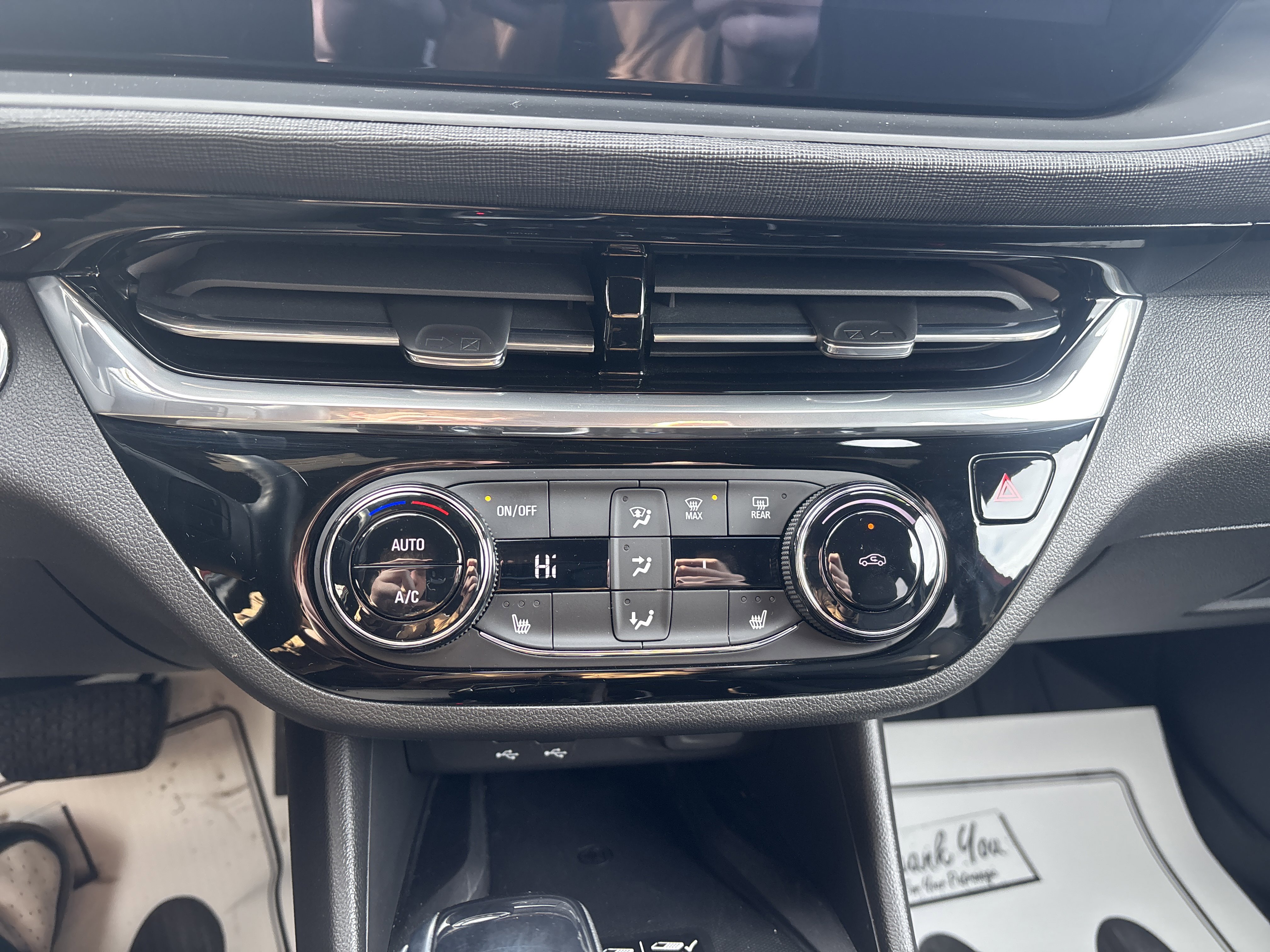 Used 2024 Buick Envista Sport Touring w/ Convenience I Package image 24