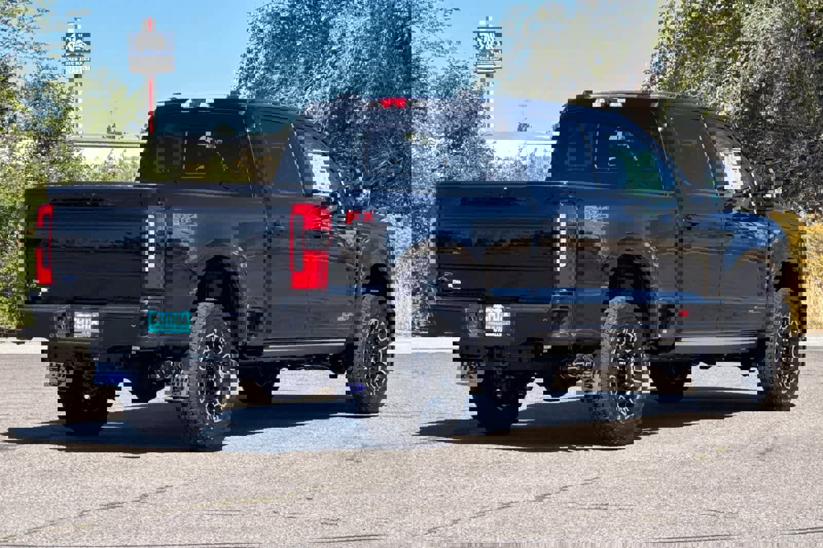 New 2026 Ford F350 Platinum image 2