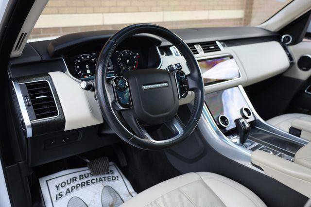 Used 2018 Land Rover Range Rover Sport HSE AWD/4WD image 18