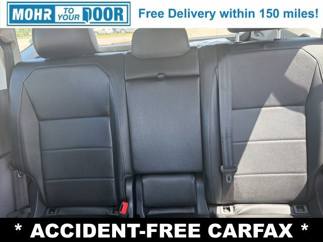 Used 2018 Volkswagen Tiguan SE AWD/4WD image 30