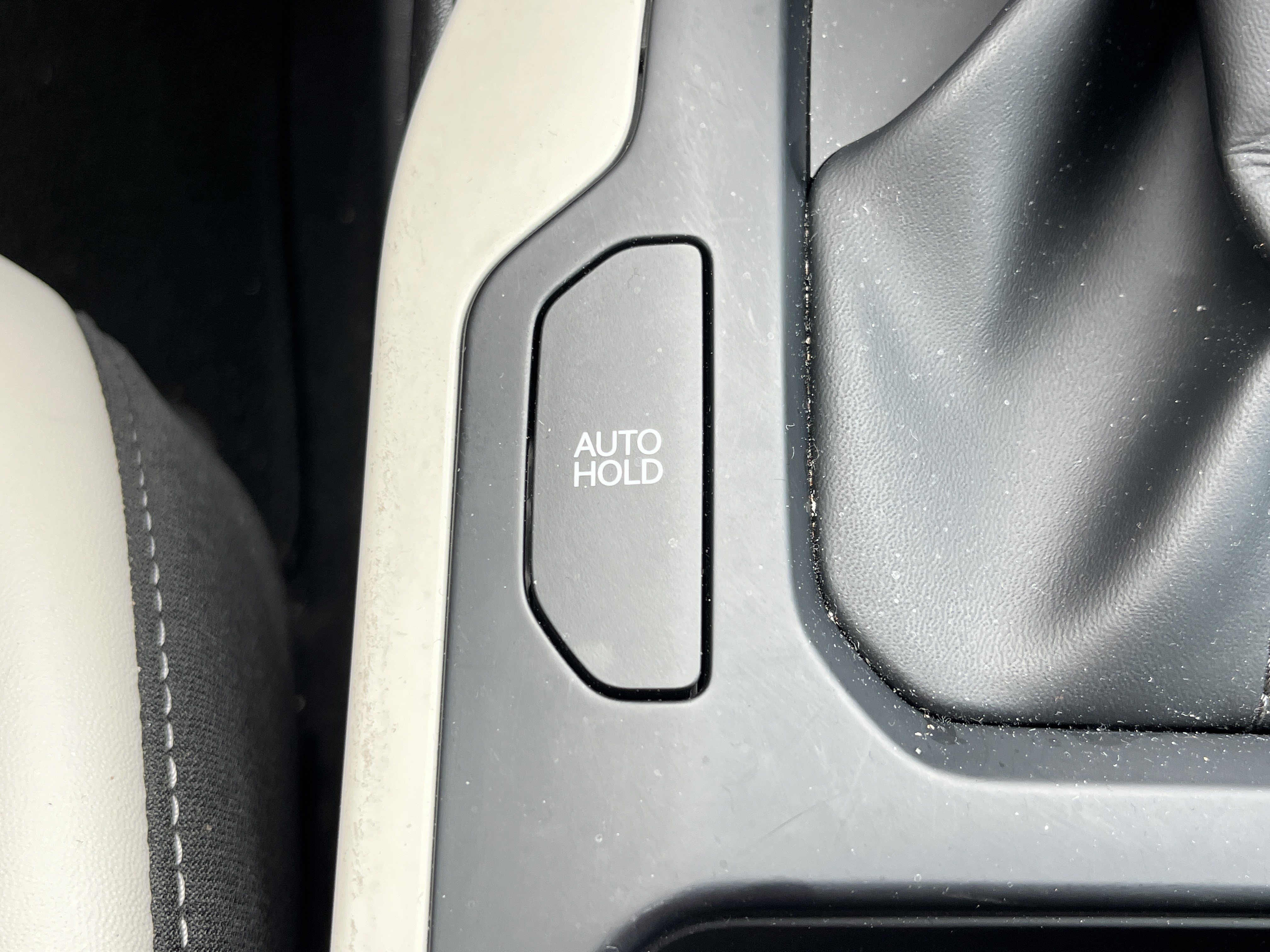 Certified 2025 Kia K4 GT-Line Turbo FWD image 10