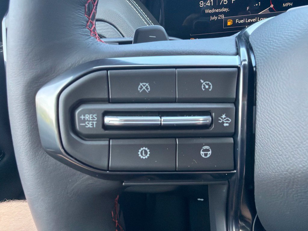 New 2026 GMC Yukon AT4 Ultimate w/ LPO, Floor Liner Package AWD/4WD image 26