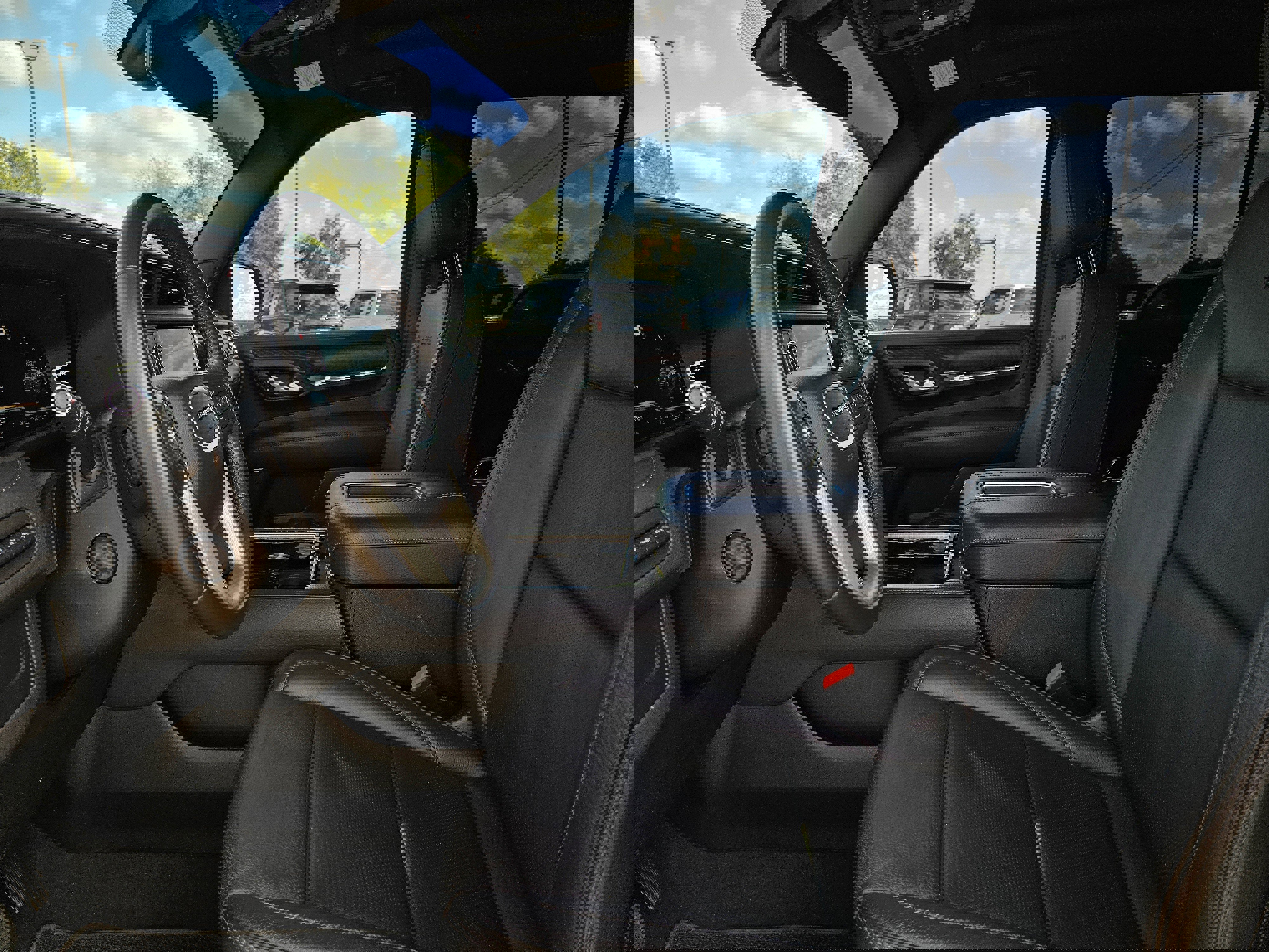 Used 2022 GMC Yukon Denali image 9