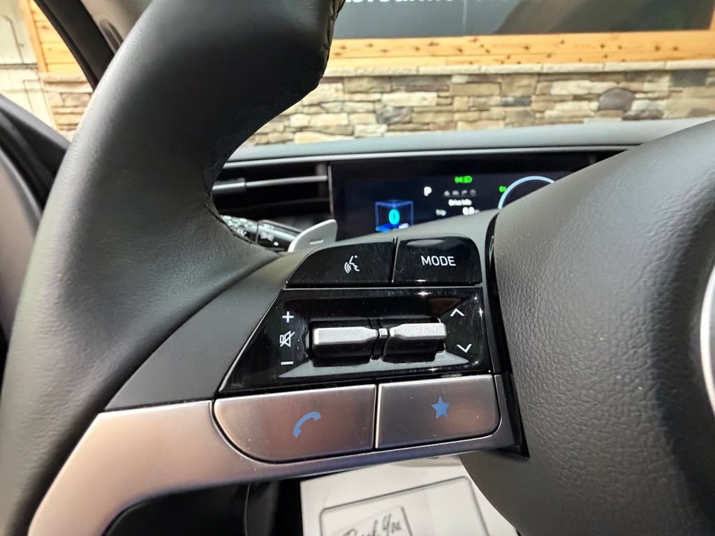 Used 2022 Hyundai Tucson Limited AWD/4WD image 31