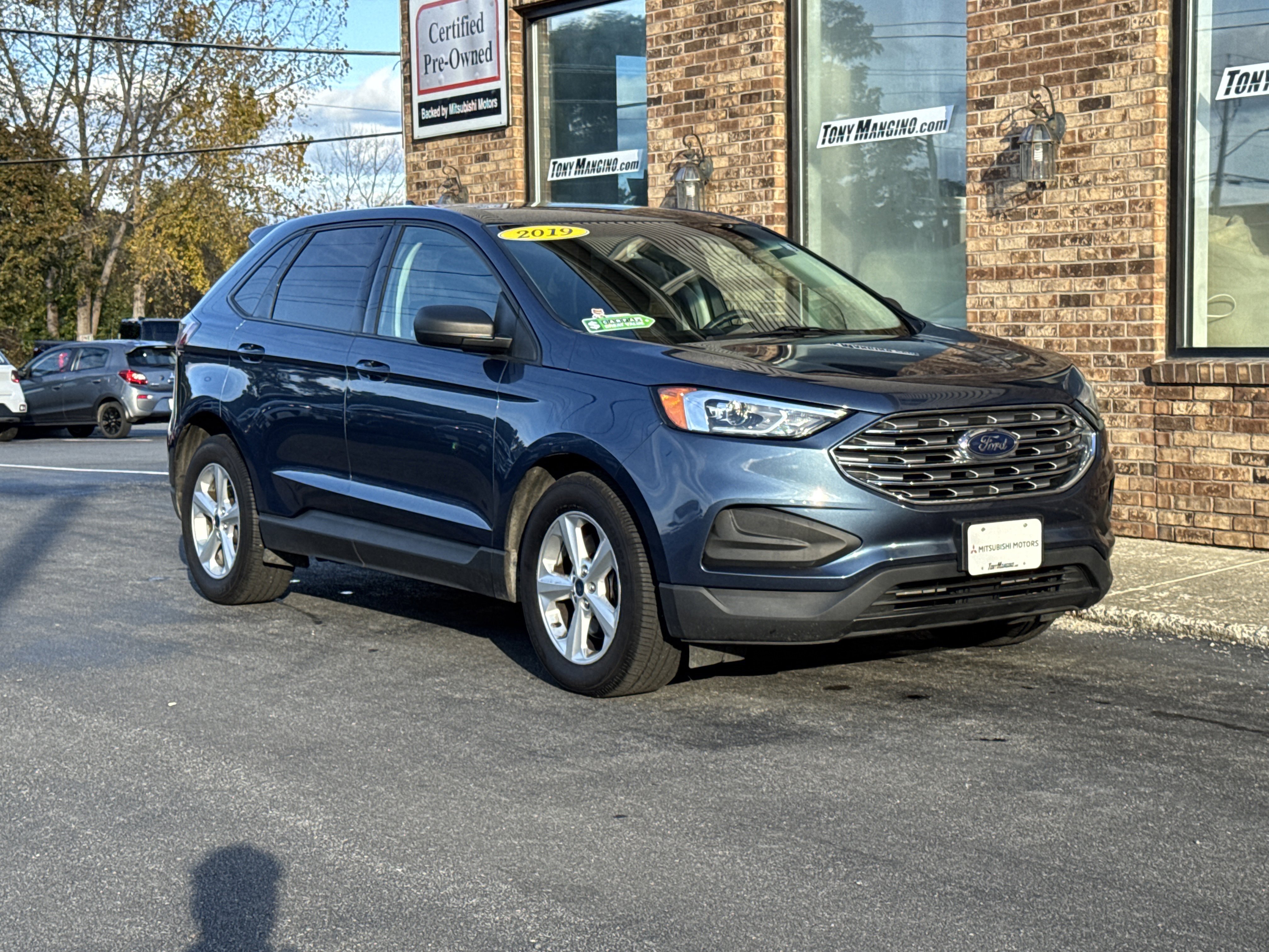 Used 2019 Ford Edge SE image 7