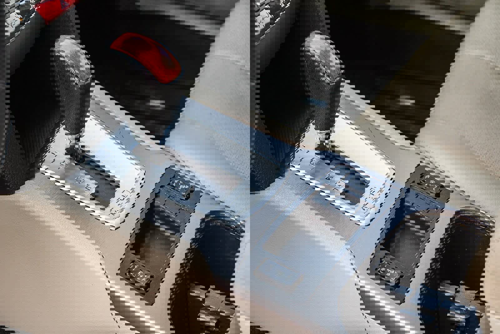 Used 2014 Subaru Outback 3.6R Limited image 21