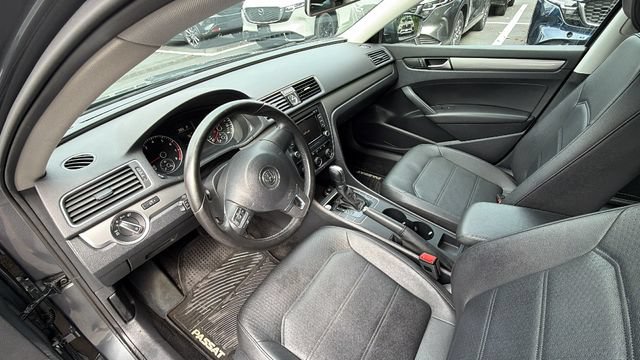 Used 2015 Volkswagen Passat 1.8T Limited Edition FWD image 12
