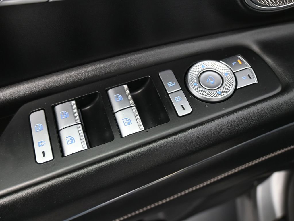 Used 2023 Genesis GV80 3.5T Prestige w/ Prestige Package image 4