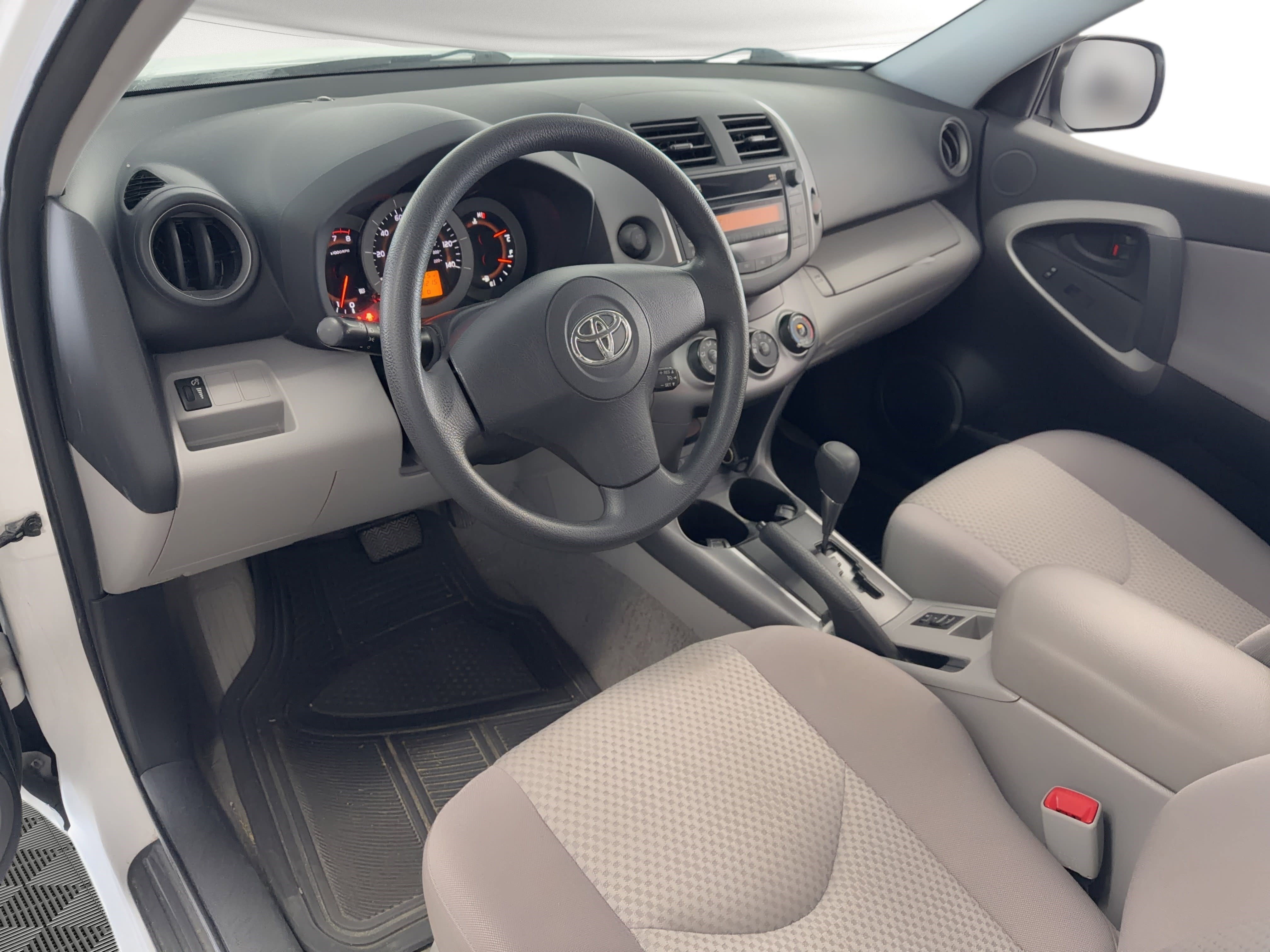 Used 2008 Toyota RAV4 2WD image 4