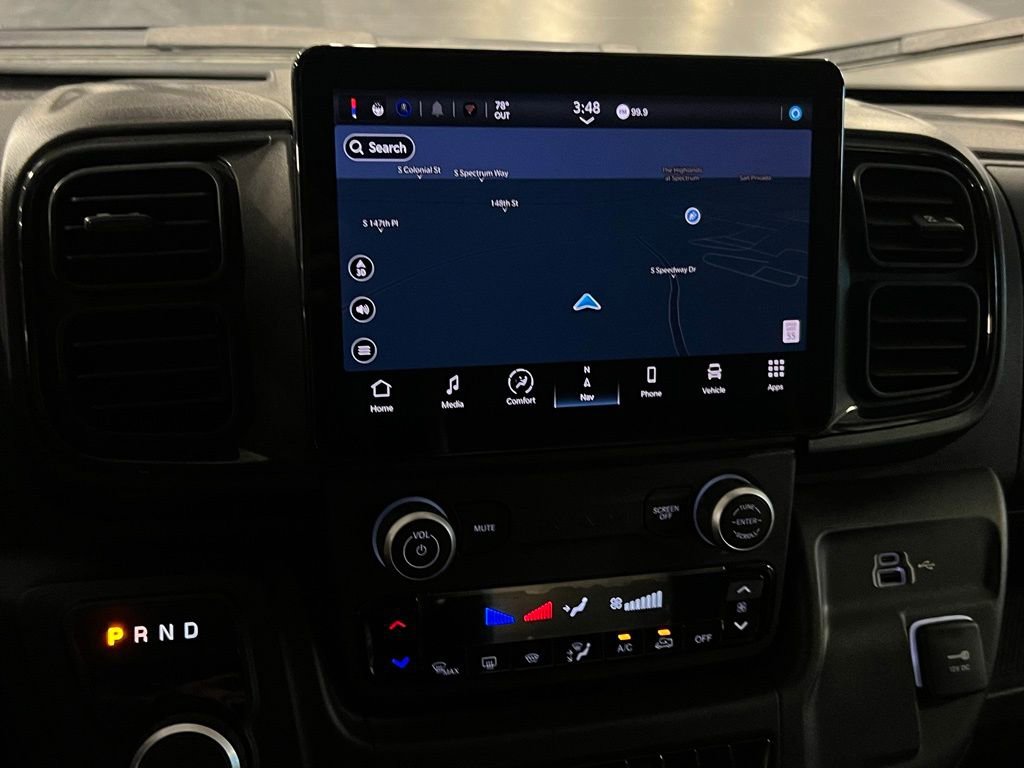 Used 2024 RAM ProMaster 3500 w/ Delivery Van Package image 14