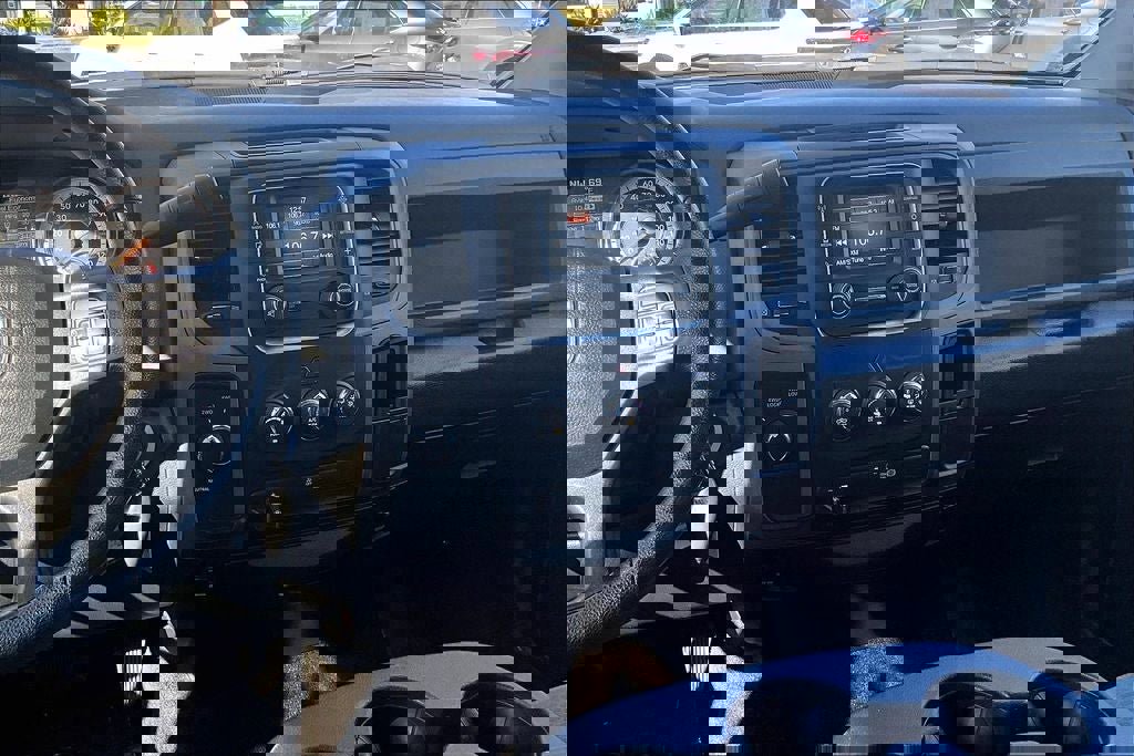 Used 2016 RAM 2500 Tradesman w/ Chrome Appearance Group image 5