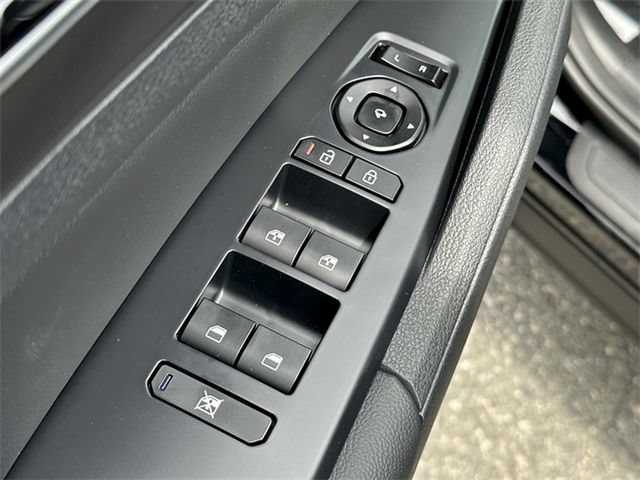 New 2026 Kia Sportage SX FWD image 8