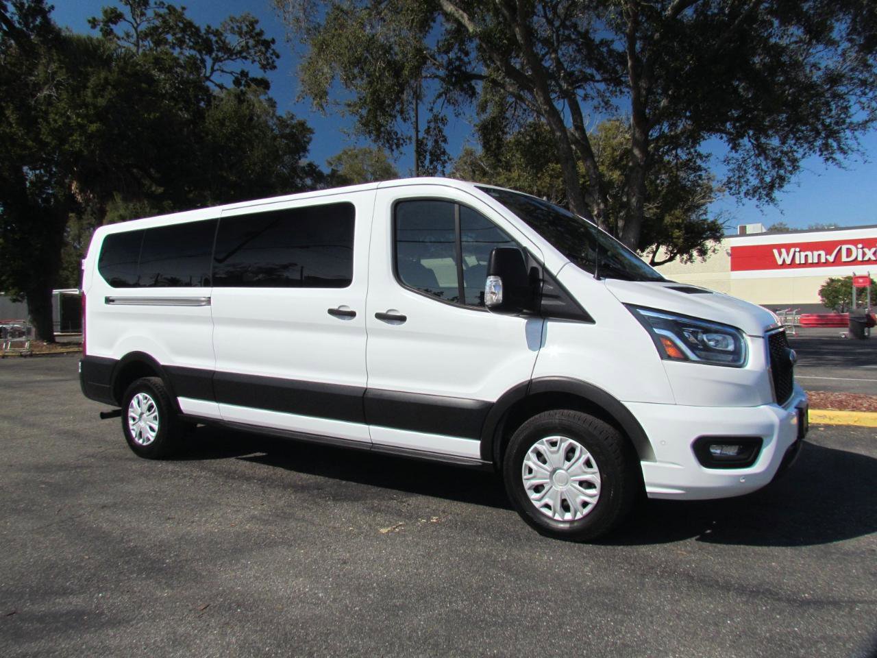 Used 2023 Ford Transit 350 XLT image 15