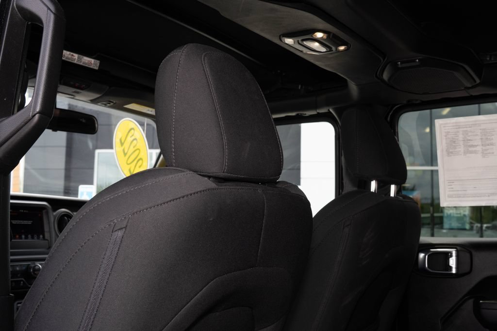 Used 2022 Jeep Wrangler Unlimited Sport AWD/4WD image 16