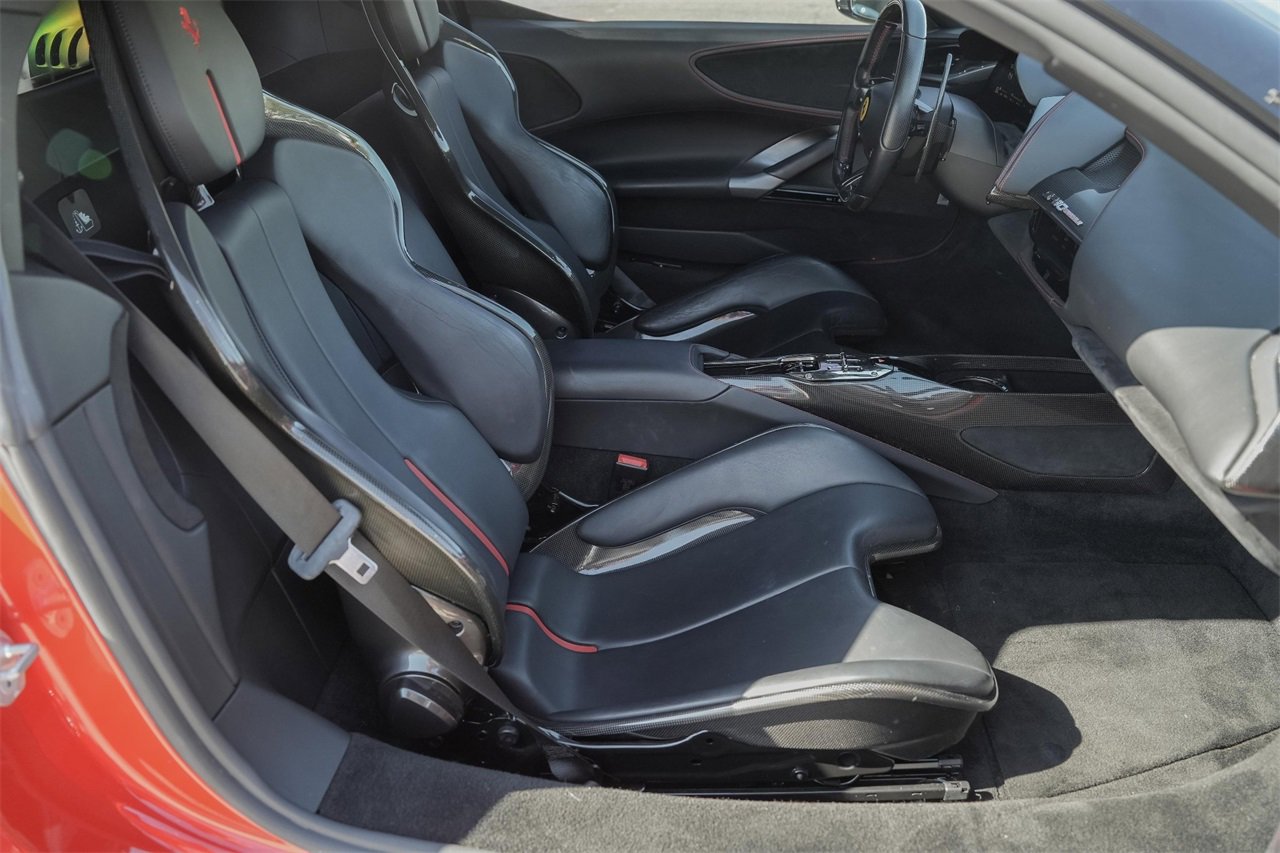 Used 2021 Ferrari SF90 Stradale Base image 33