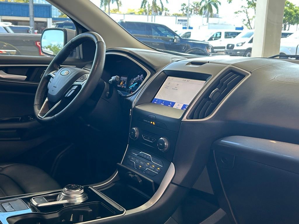 Used 2019 Ford Edge SEL w/ Equipment Group 201A FWD image 25