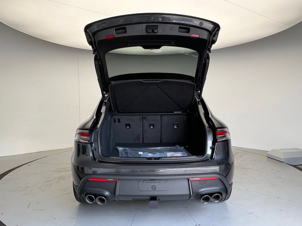 Used 2026 Porsche Macan S AWD/4WD image 20