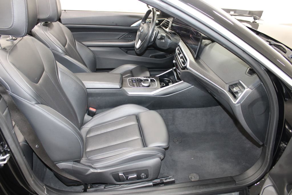 Used 2024 BMW 430i Convertible image 24