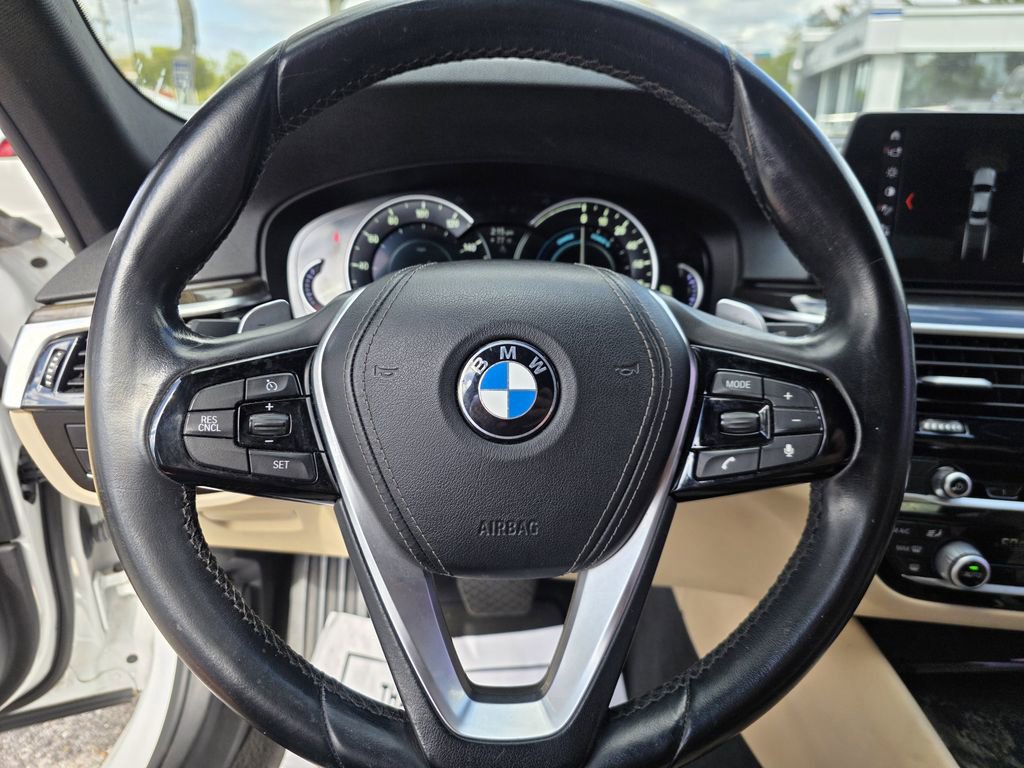 Used 2018 BMW 530e image 25