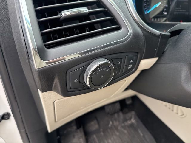 Used 2020 Ford Edge Titanium w/ Equipment Group 301A image 16