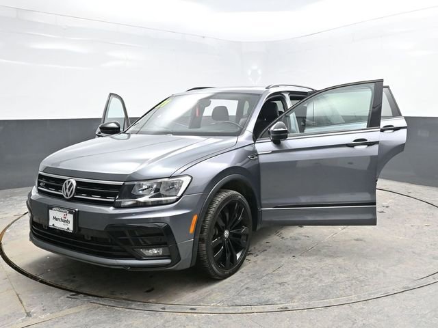 Used 2021 Volkswagen Tiguan SE R-Line image 43