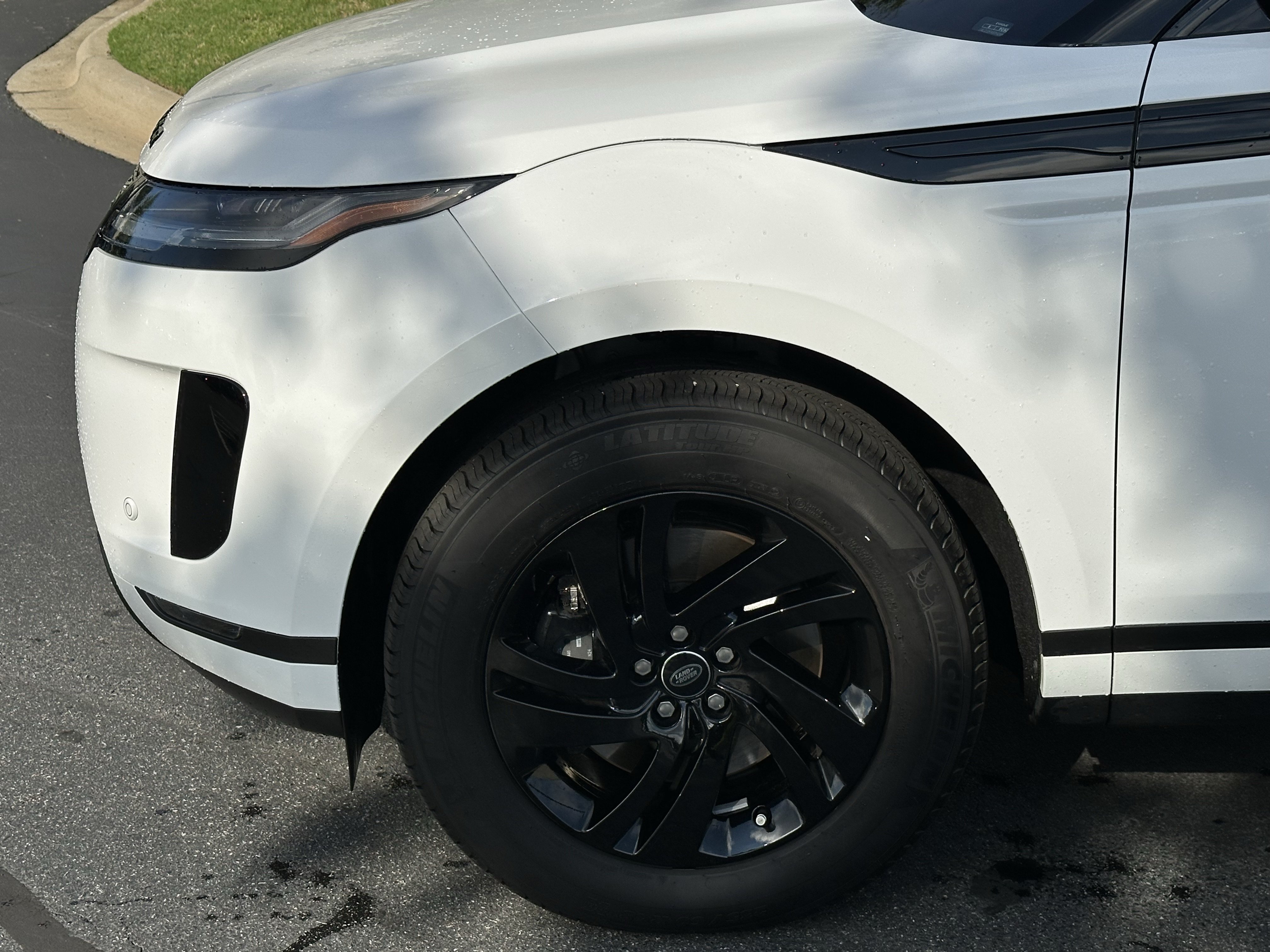 Certified 2026 Land Rover Range Rover Evoque S AWD/4WD image 13
