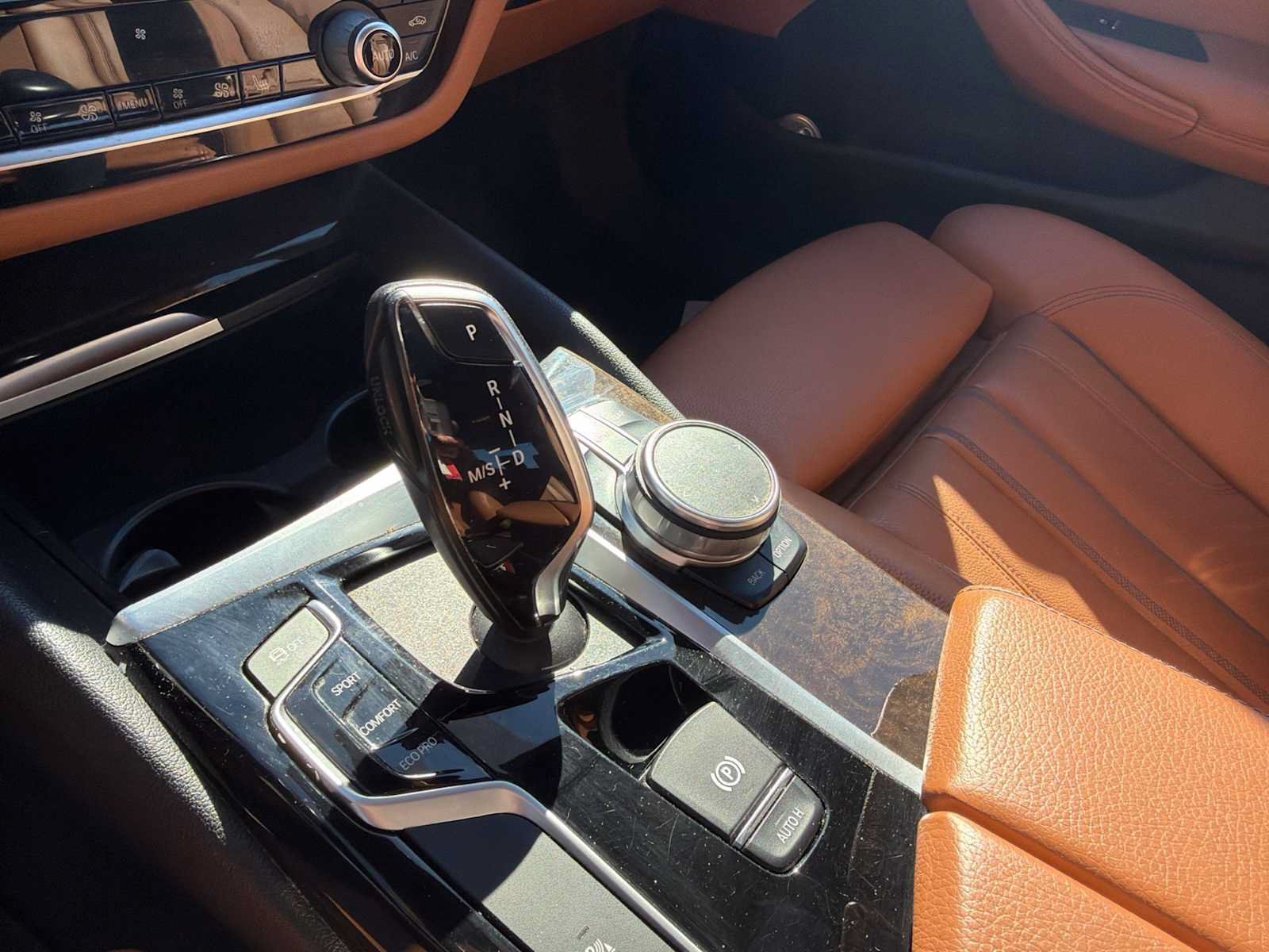 Used 2020 BMW 540i xDrive w/ Premium Package AWD/4WD image 19