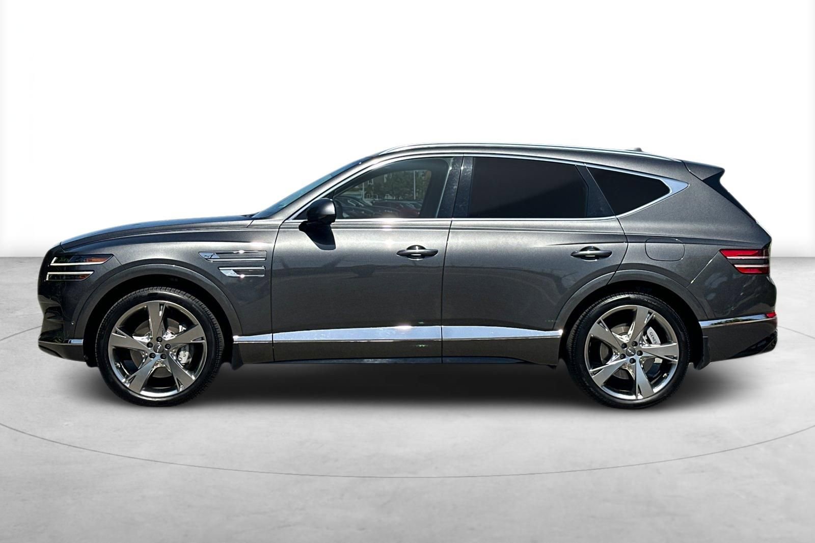 Used 2023 Genesis GV80 3.5T w/ Prestige Package AWD/4WD image 3