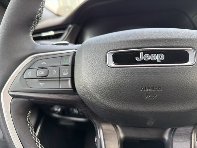 New 2026 Jeep Grand Cherokee Limited w/ Limited Altitude Package AWD/4WD image 24