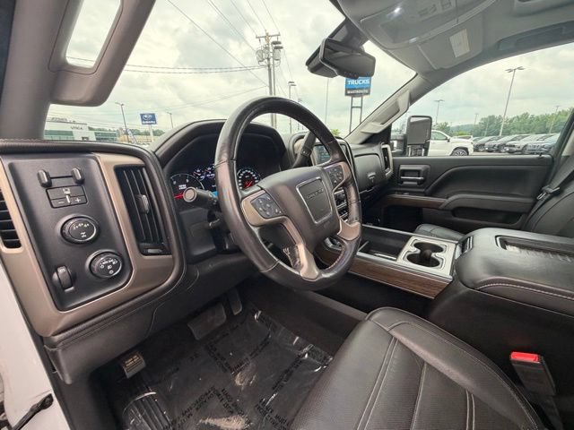 Used 2018 GMC Sierra 2500 Denali AWD/4WD image 11