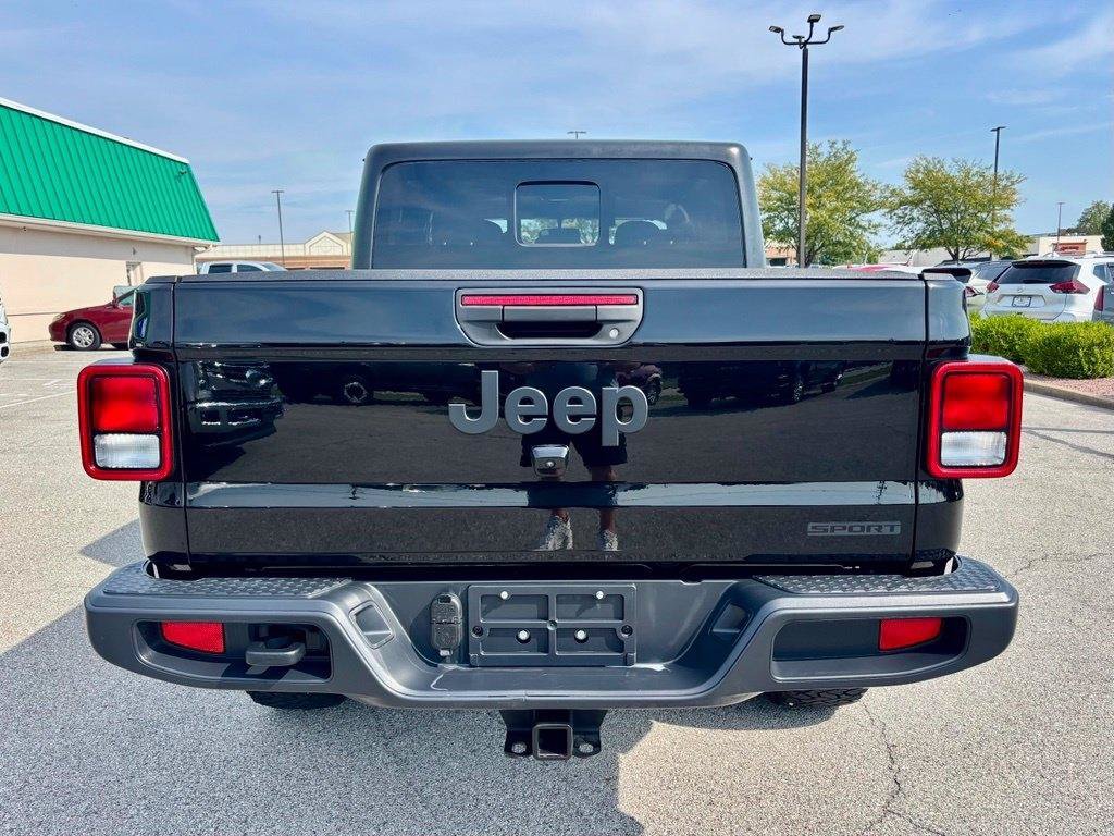 Used 2020 Jeep Gladiator Sport w/ Quick Order Package 24S AWD/4WD image 6