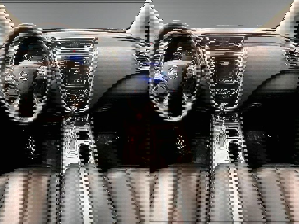 Used 2023 Nissan Murano SV w/ SV Midnight Edition Package image 13