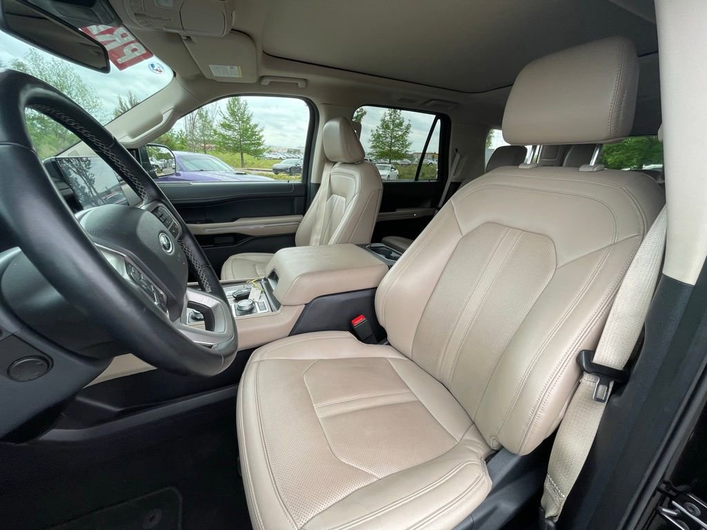 Used 2024 Ford Expedition Limited AWD/4WD image 20