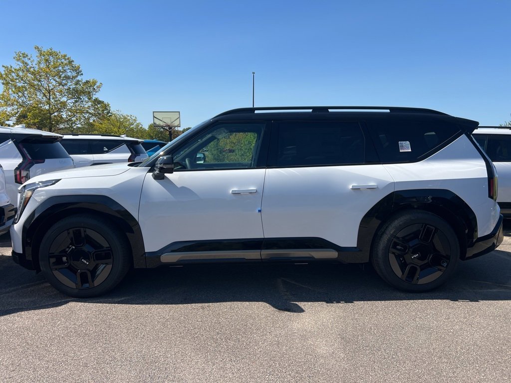 New 2026 Kia EV9 GT-Line image 2