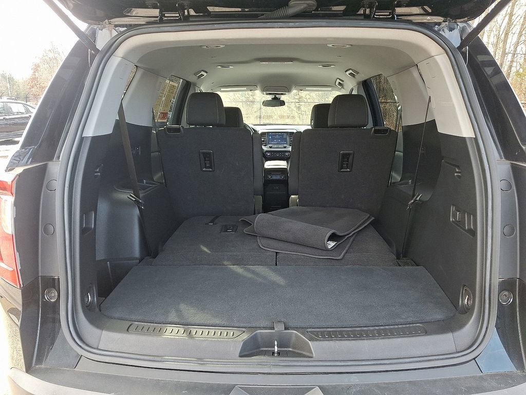 Used 2023 GMC Acadia SLE image 29