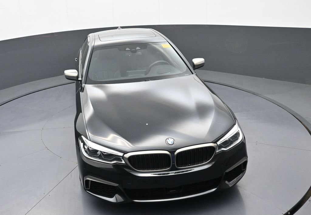 Used 2020 BMW M550i xDrive image 31