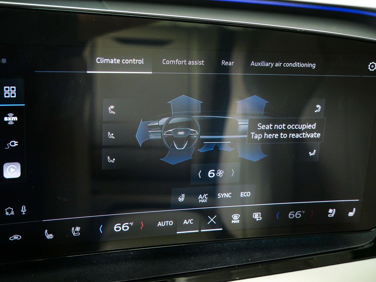 Used 2025 Audi Q6 e-tron Premium Plus w/ Premium Plus AWD/4WD image 17