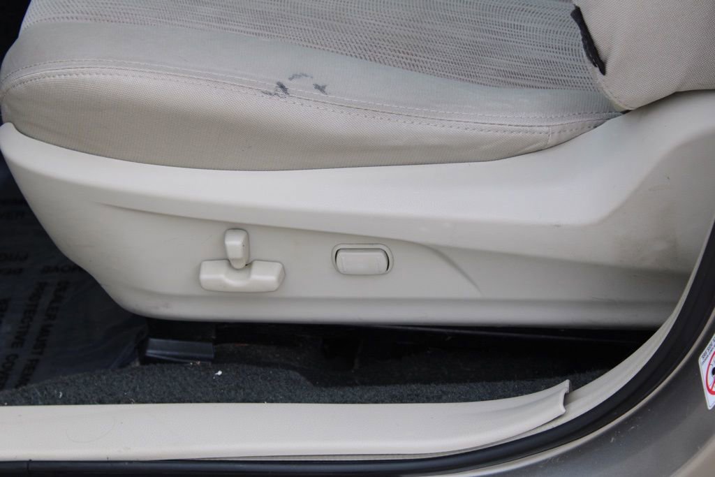 Used 2014 Subaru Outback 2.5i Premium image 16