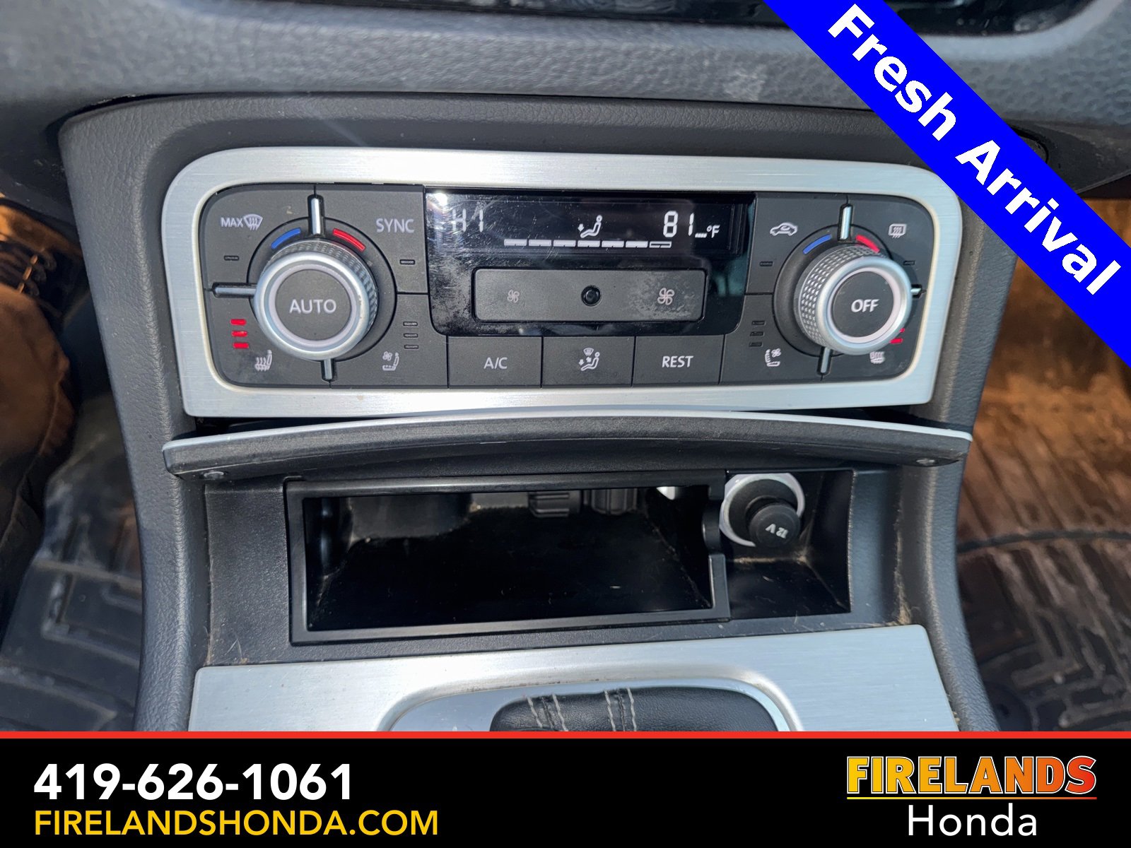 Used 2017 Volkswagen Touareg Wolfsburg Edition image 24