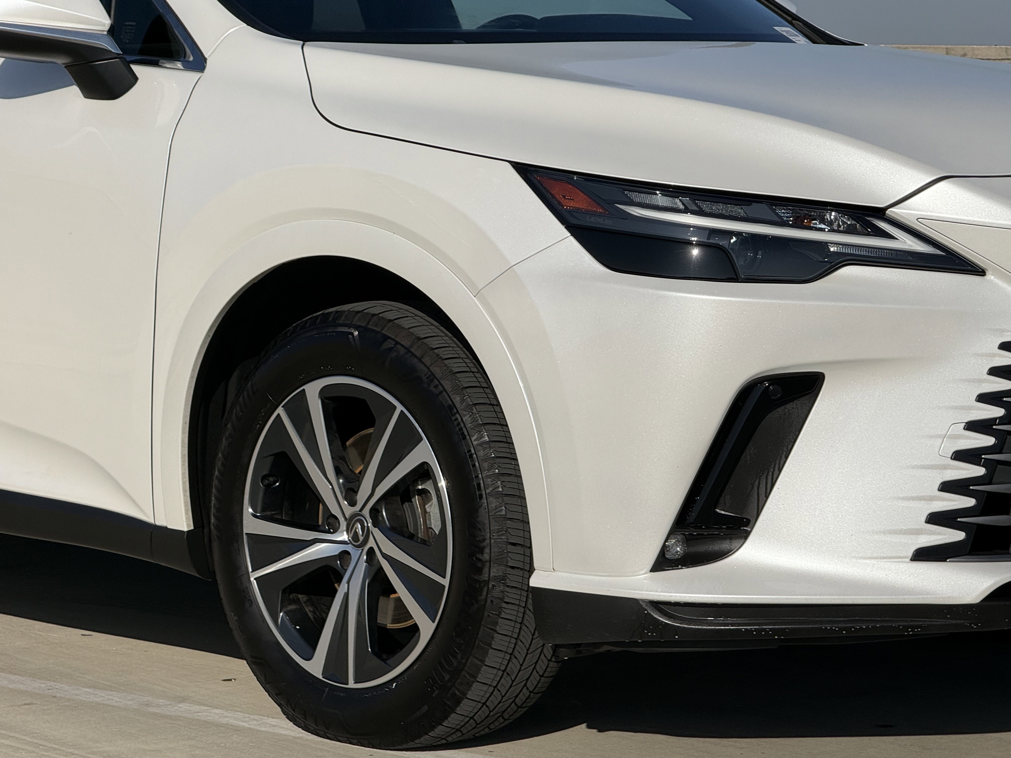 Certified 2023 Lexus RX 350 Premium w/ Cold Area Package image 4