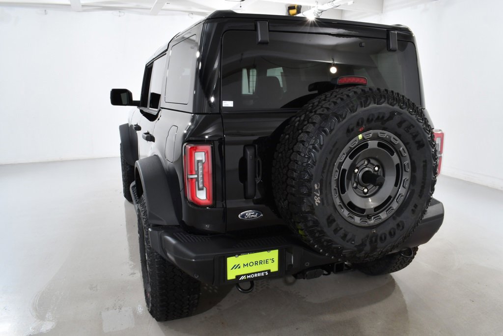 New 2025 Ford Bronco Badlands image 14