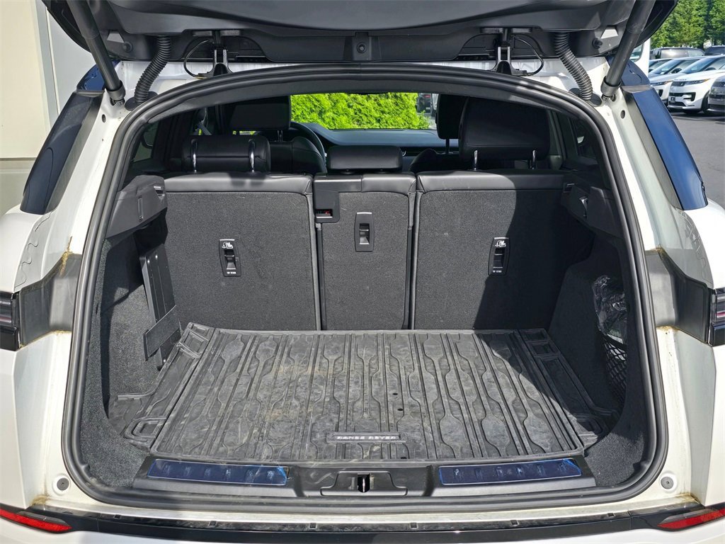 Used 2024 Land Rover Range Rover Evoque Dynamic SE image 26