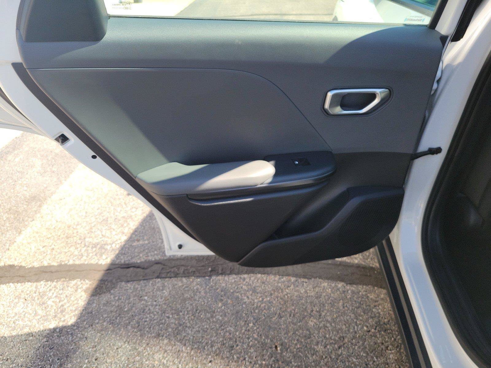 Used 2025 Kia K4 FWD image 13