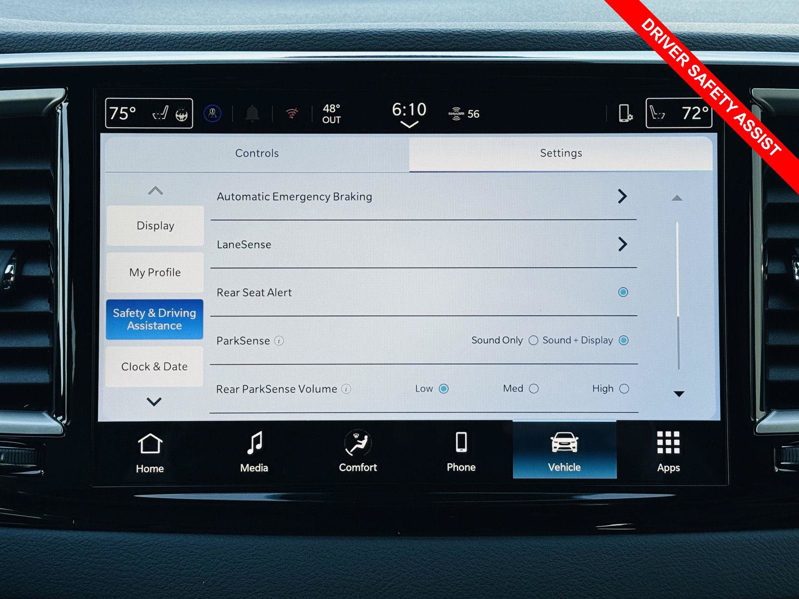New 2026 Chrysler Voyager LX FWD image 8