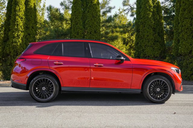 Used 2023 Mercedes-Benz GLC 300 w/ AMG Line image 8